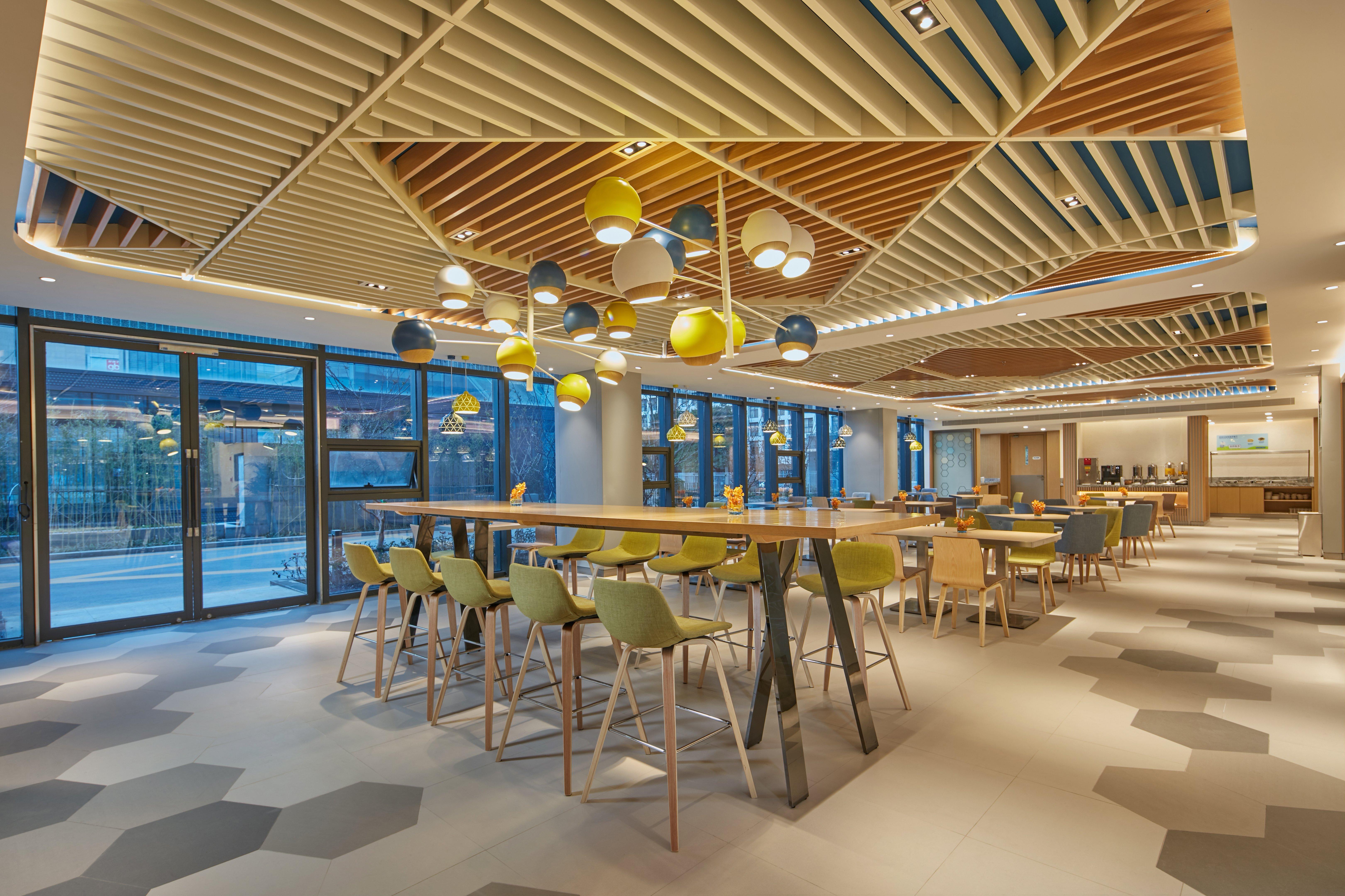 Holiday Inn Express Nantong Textile City By Ihg Buitenkant foto